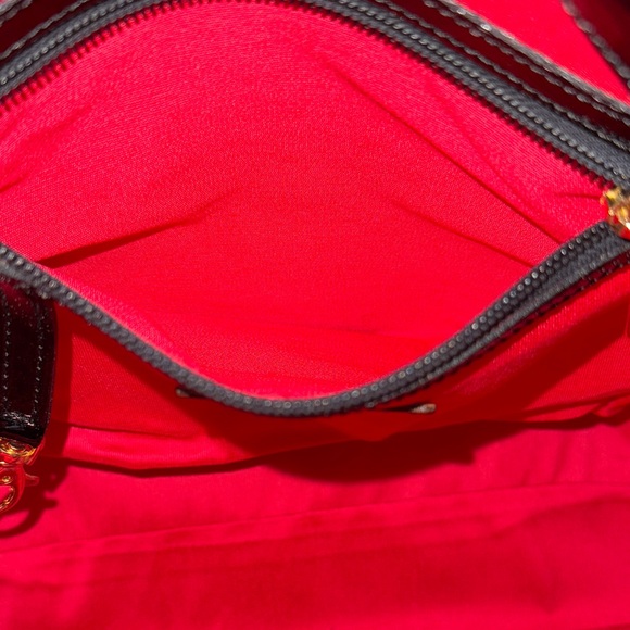 Cavalcanti Black Patent Leather Handbag - Picture 4 of 11